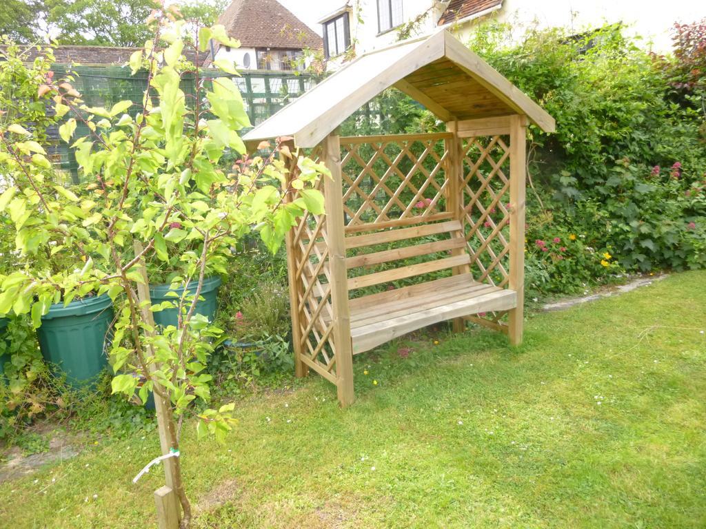 Church Hall Farm Bed And Breakfast Broxted Exterior foto